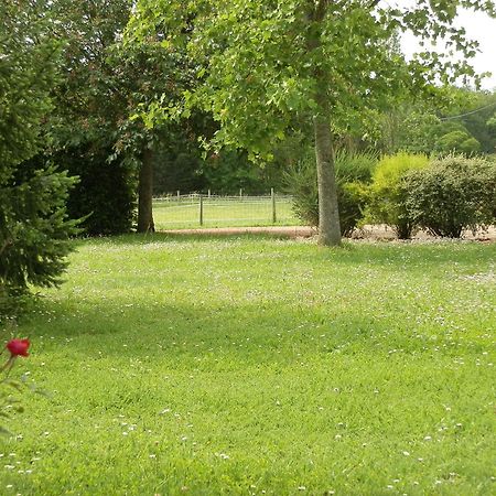 La Roulotte Du Domaine De Meigne Екстер'єр фото